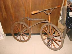 ANTICO RARISSIMO VELOCIPEDE A PEDALI TIPO MICHAUX IN FERRO E