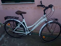 bici da donna mai usata, bianca, marca lombardo collection. 