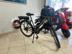 Bici Elettrica con Pedalata Assistita STAX