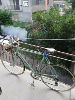 Vélo De Route Bianchi Vintage - Femme - Blanc - Époque 80/90 ? - À Vérifier