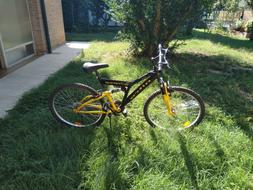 Bici MTB&nbsp; 26" come nuova, ruote, cavalletto e sellino nuovi