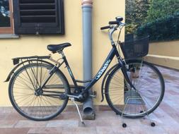 City Donna, Marca Atala, Leggera E Maneggevole Con Cestino U