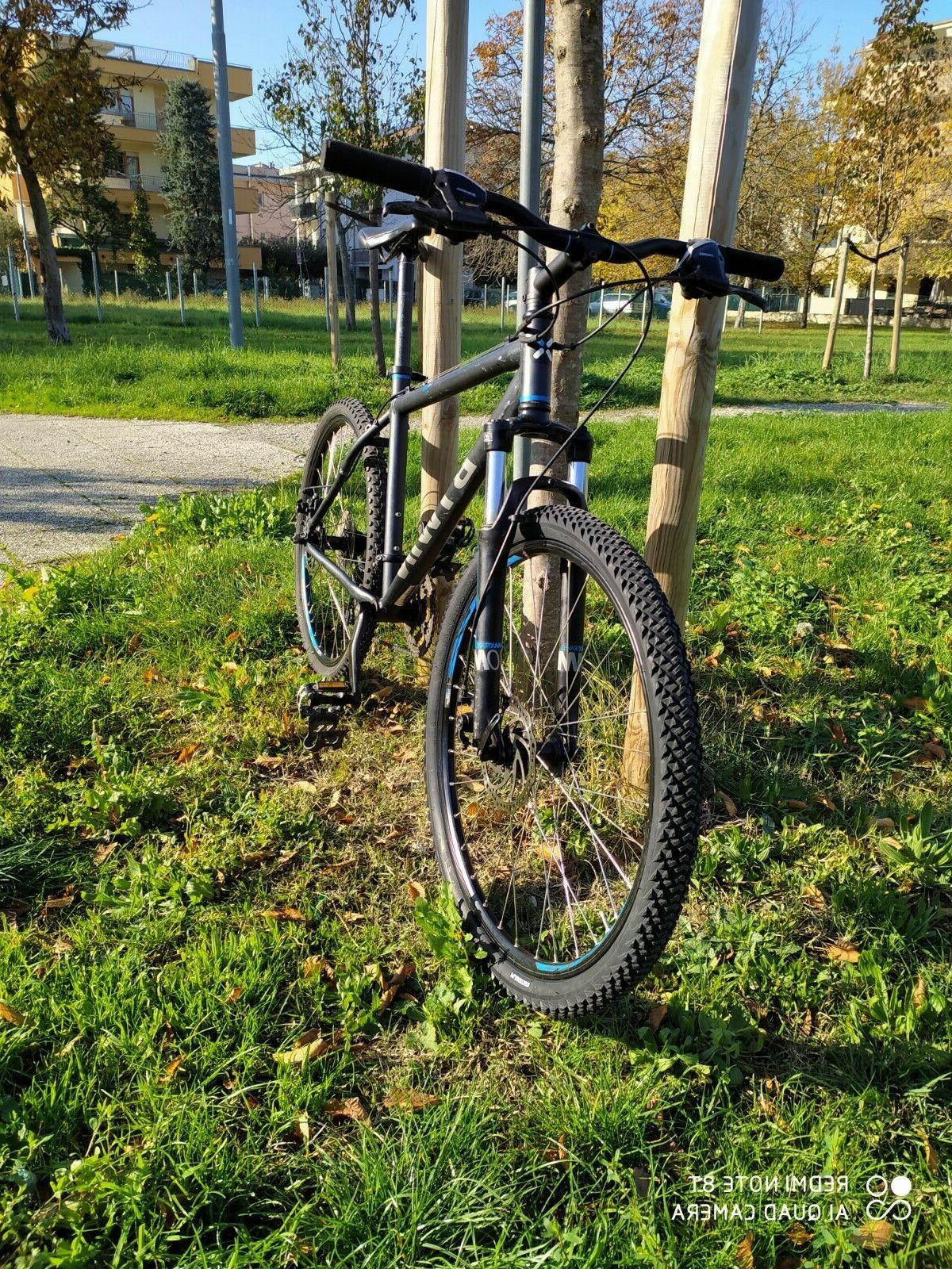 btwin bicicletta mountain bike nero blu con