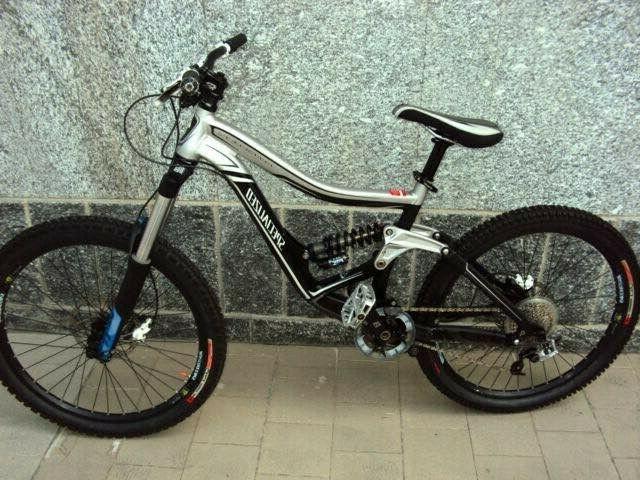 mtb downhill free ride big hit 2