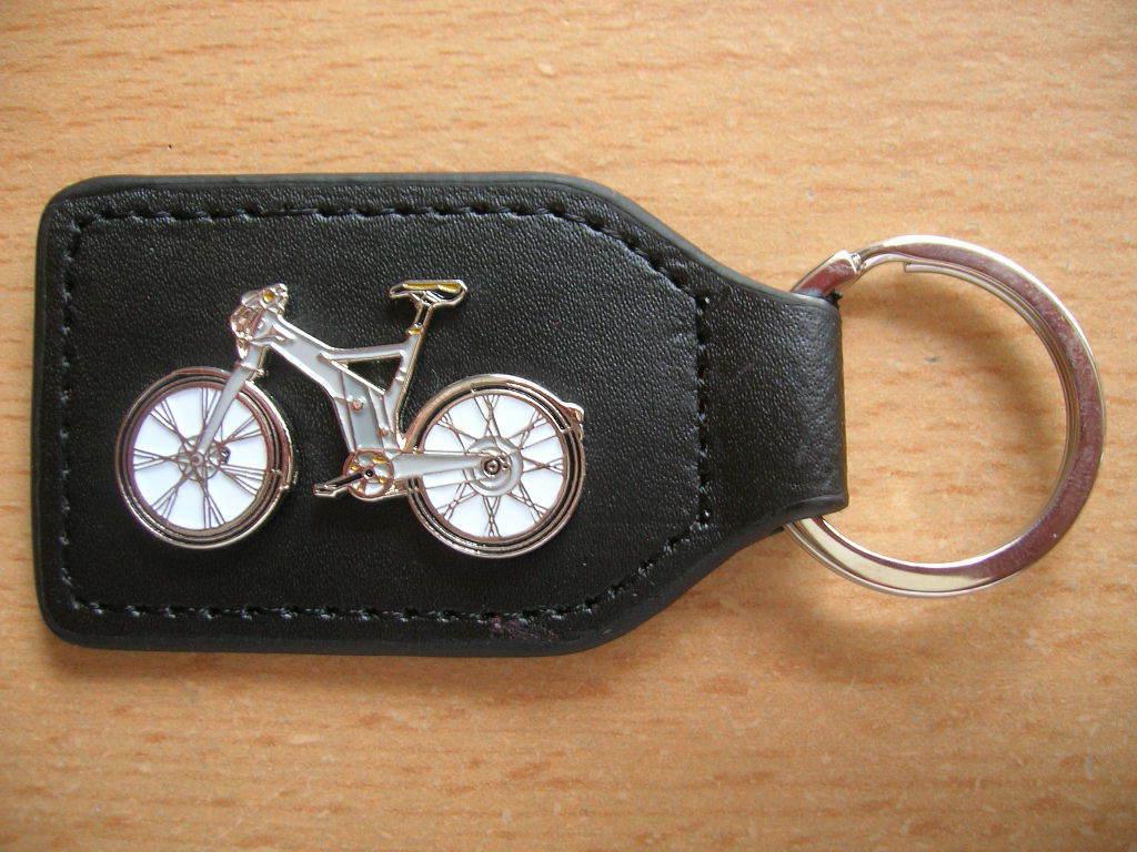 portachiavi bici elettrica bicicletta mountainbike grigio ar