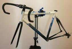 Telaio bici corsa Carbonio Alluminio Decathlon